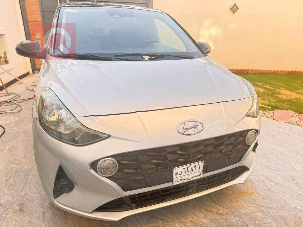 هیوندای i10